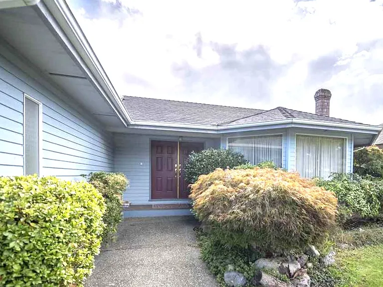 20th Ave — Photo 7