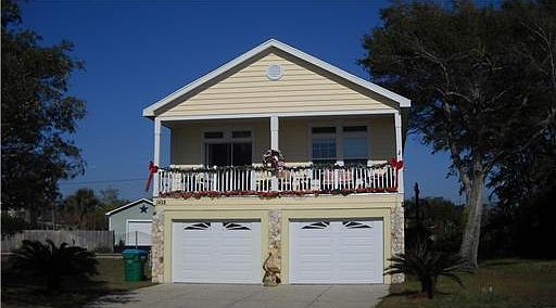 1st image of 1428 E Beach Blvd