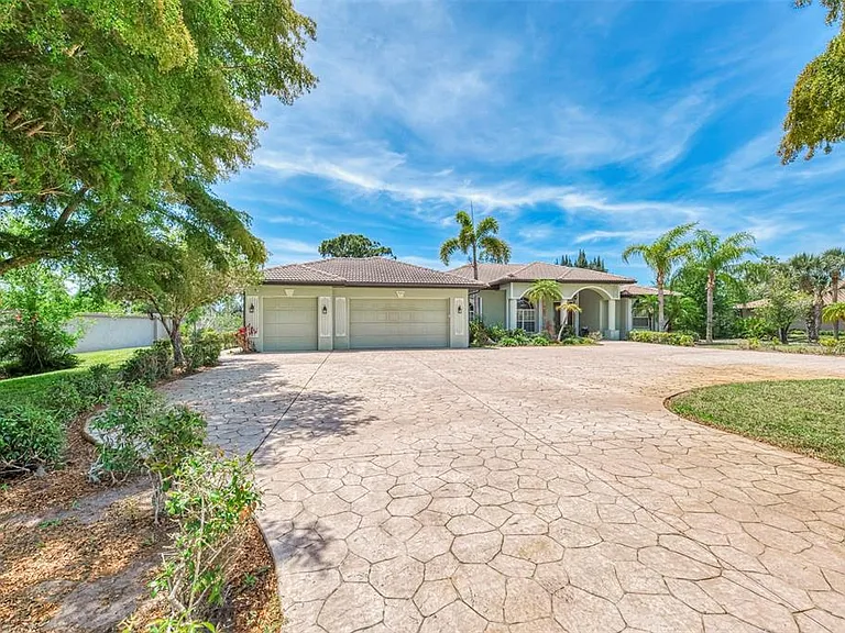 900 Park Place Dr — Photo 59