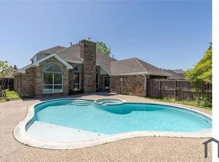 2334 Stillwater Dr, Mesquite, TX 75181