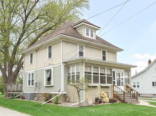 300 ROUNSVILLE Street, Waupun, WI 53963