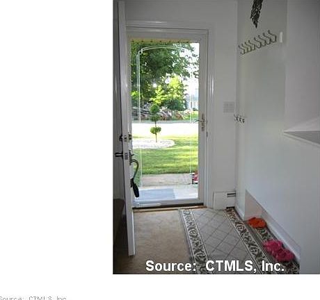 3rd image of 52 Westwood Ave