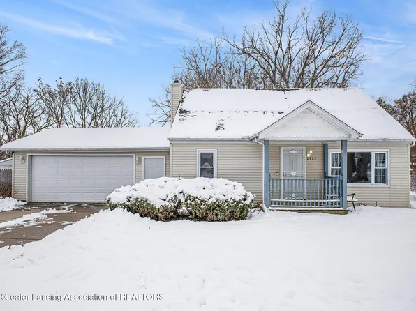 2923 Newark Ave, Lansing, MI 48911