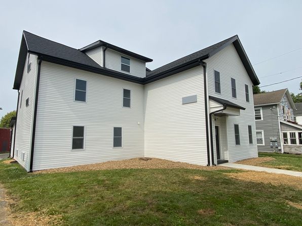 200 W Walnut St #4