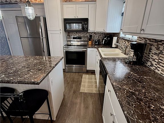 5th image of 43 Southwood Shores Cir #3A