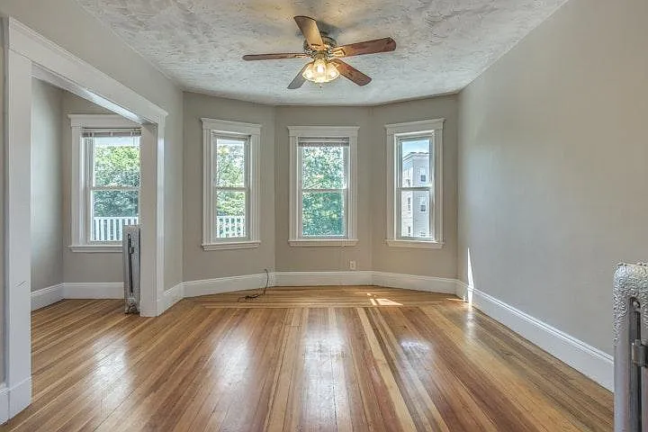 120 Welles Ave #2 — Photo 3