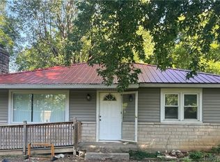8111 Old State Road 60, Sellersburg, IN 47172
