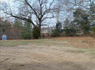 1559 Maywood Dr, Allegan, MI 49010