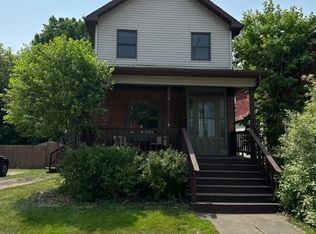 308 Maple St, Sault Sainte Marie, MI 49783