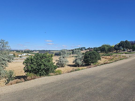 4th image of Tbd Oak River Ln