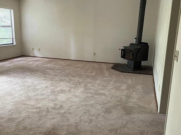 225 Carrillo St — Photo 4