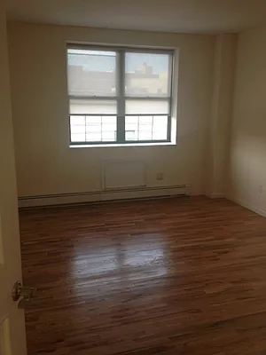 Rented by Bloom Real Estate Group | media 8