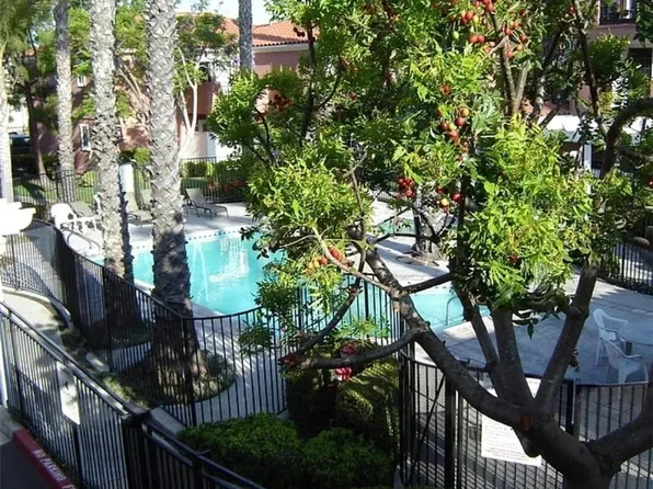 409 Utica Ave, Huntington Beach, CA 92648