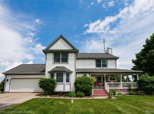 7181 Washburn Rd, Goodrich, MI 48438