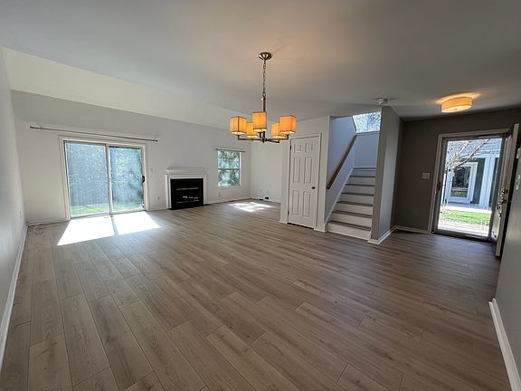 Front entrance & Dinning Room