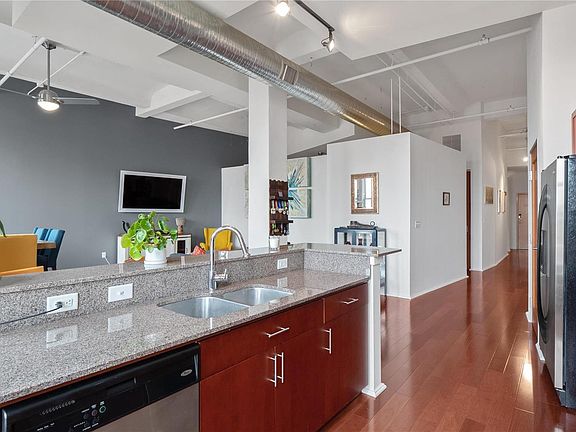 5th image of 1136 Washington Ave Unit 805