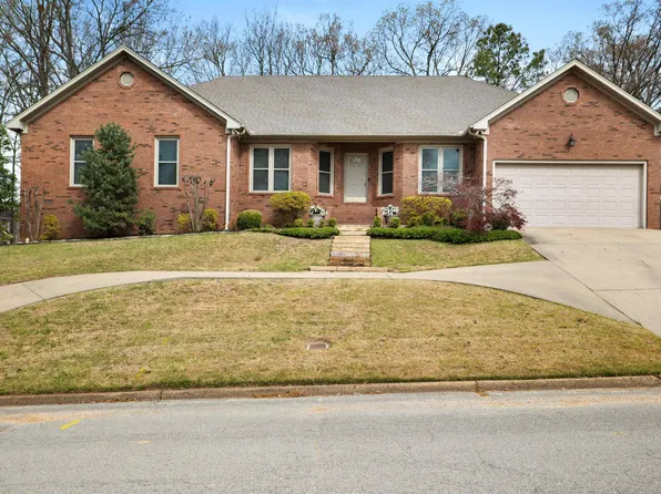 206 Windover Rd, Jonesboro, AR 72401