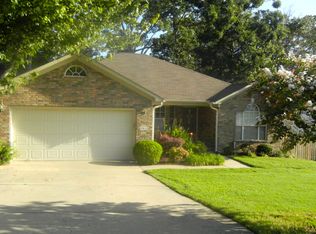 1612 Kensington Dr, Bryant, AR 72022