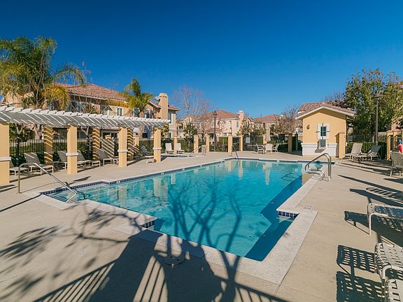 3rd image of 4192 Laredo Ln Unit C