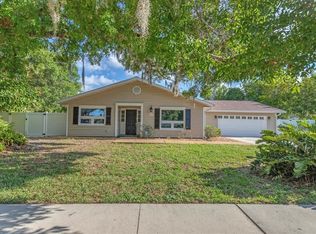 2121 Pinehurst St, Sarasota, FL 34231