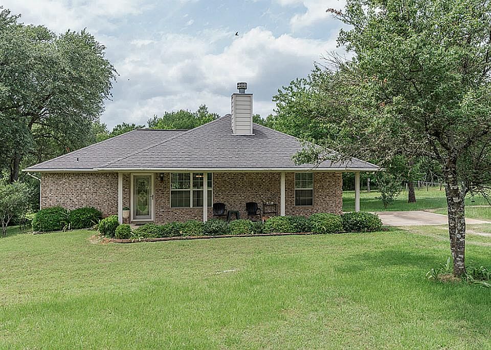 1st image of 714 County Road 285