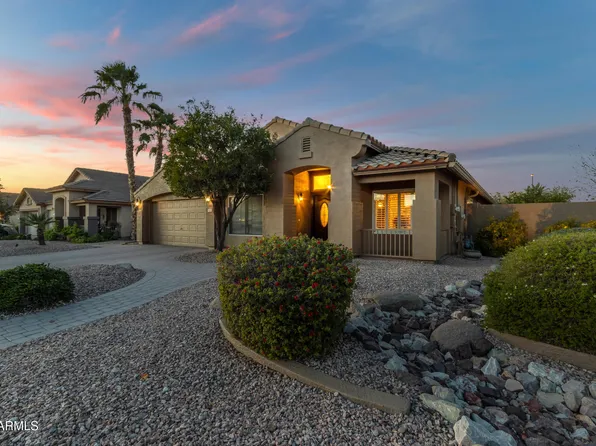 1452 E OAKLAND Street, Gilbert, AZ 85295