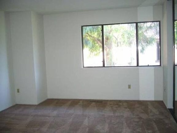 5th image of 6112 Joaquin Murieta Ave APT B