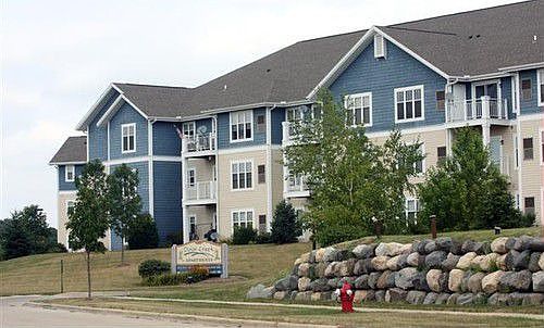 1st image of 927 Harrington Dr APT 303