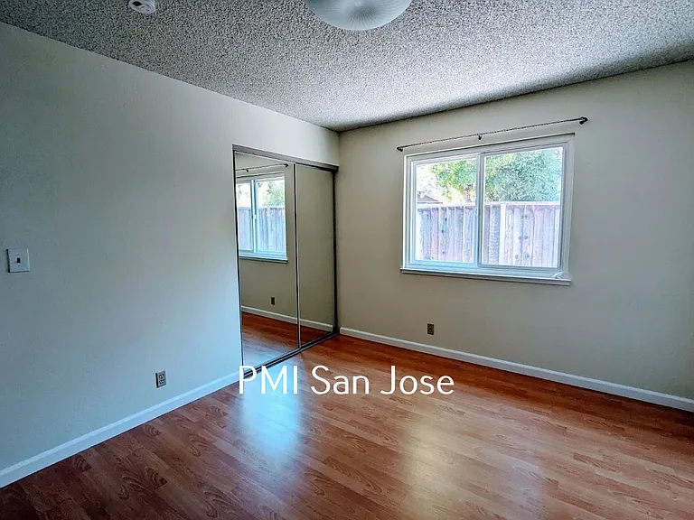 2726 Mabury Square - Bed 1 (1)_05072024