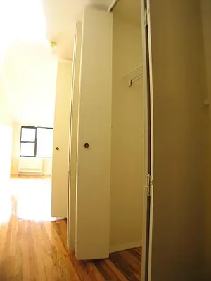 Rented by Manhattan Flats | media 45