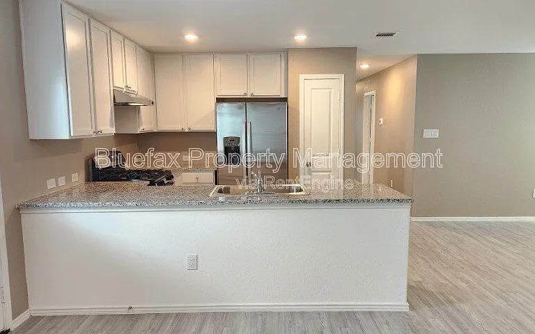13869 Llama Pl — Photo 7