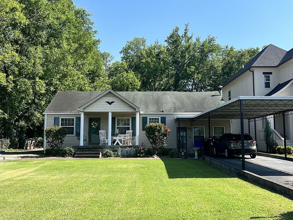 1st image of 517 Camden Dr