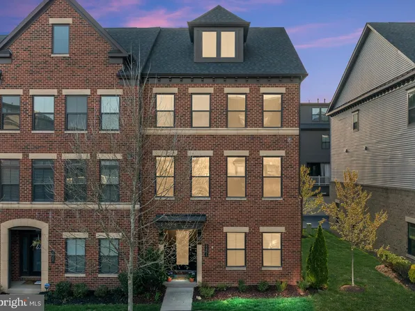 22295 Philanthropic Dr, Ashburn, VA 20148