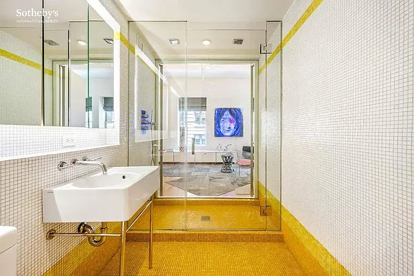 Sold by Sotheby's International Realty | media 8