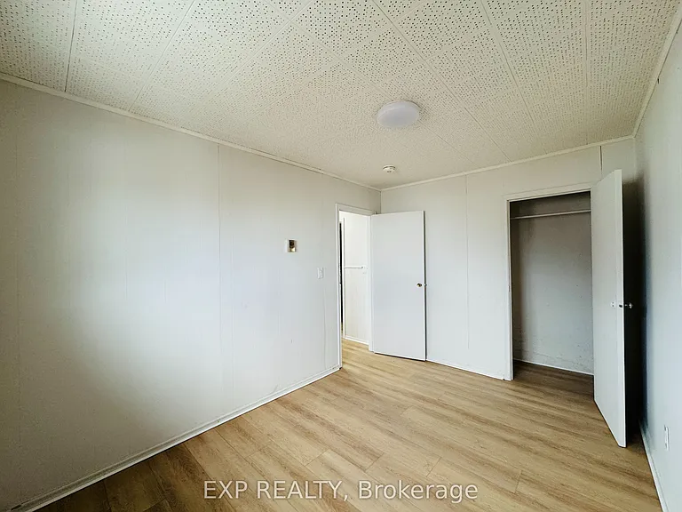 112 Baseline Rd E #B — Photo 7