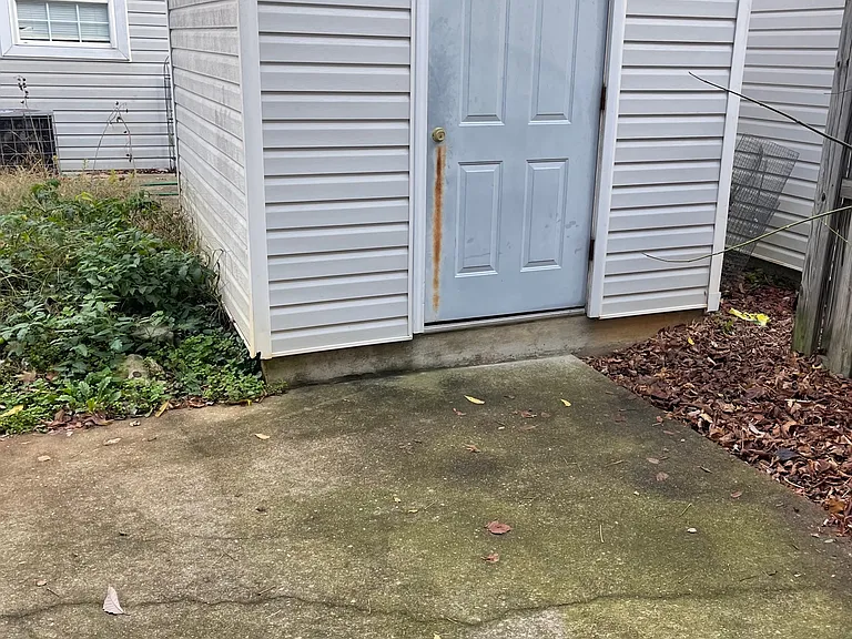 136 E Ashberry Dr — Photo 8