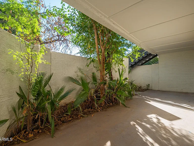 810 E Colter St #A — Photo 20