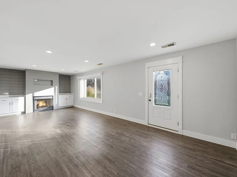 3310 Plateau Pl — Photo 5