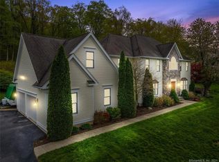 432 Rockwood Dr, Southington, CT 06489