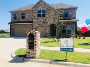 128 Lone Oak Dr, Crowley, TX 76036