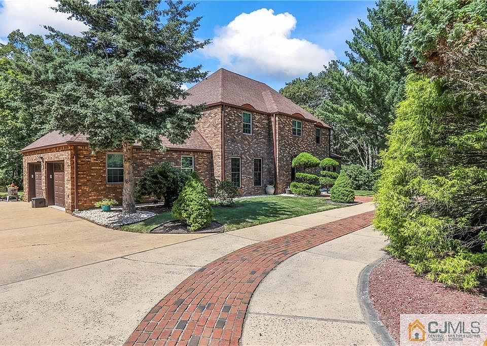 224 Old Rd, Monroe Township, NJ 08831 Zillow