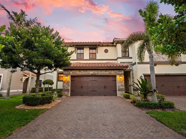 8442 Lake Majesty Ln, Parkland, FL 33076