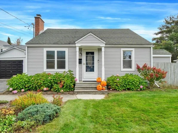 2 Curtis Avenue, Essex Junction, VT 05452