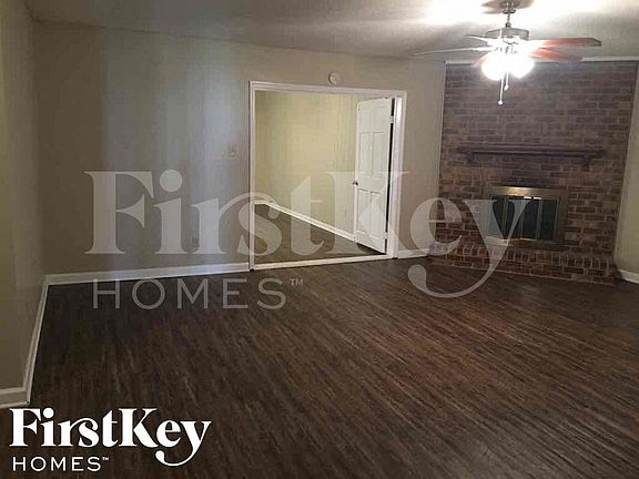 5th image of 4393 Indian Trail Dr