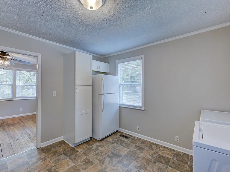 3819 Prentice Ave — Photo 11