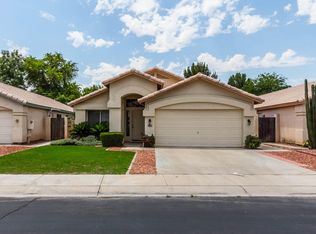 5951 W Saragosa Ct, Chandler, AZ 85226