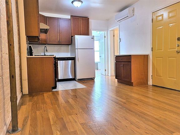 4th image of 248 4th Ave #2C