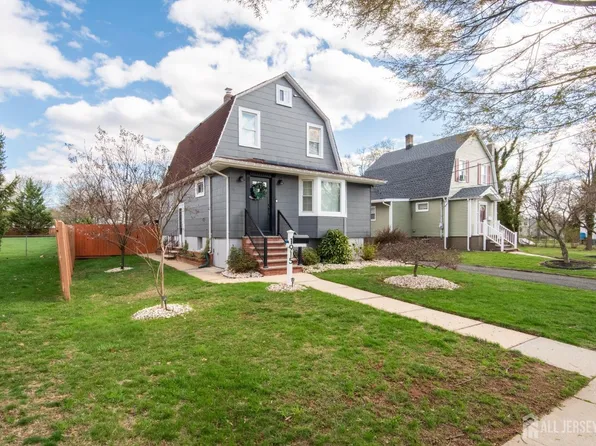 1915 W 5th St, Piscataway, NJ 08854