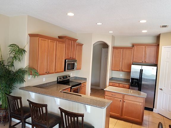 3rd image of 6221 Hedgesparrows Ln