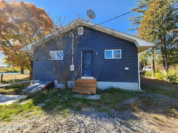 569 Route 66, Hudson, NY 12534